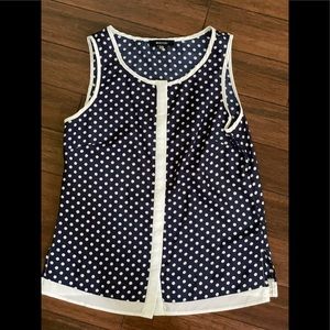 41 Hawthorn sleeveless blouse